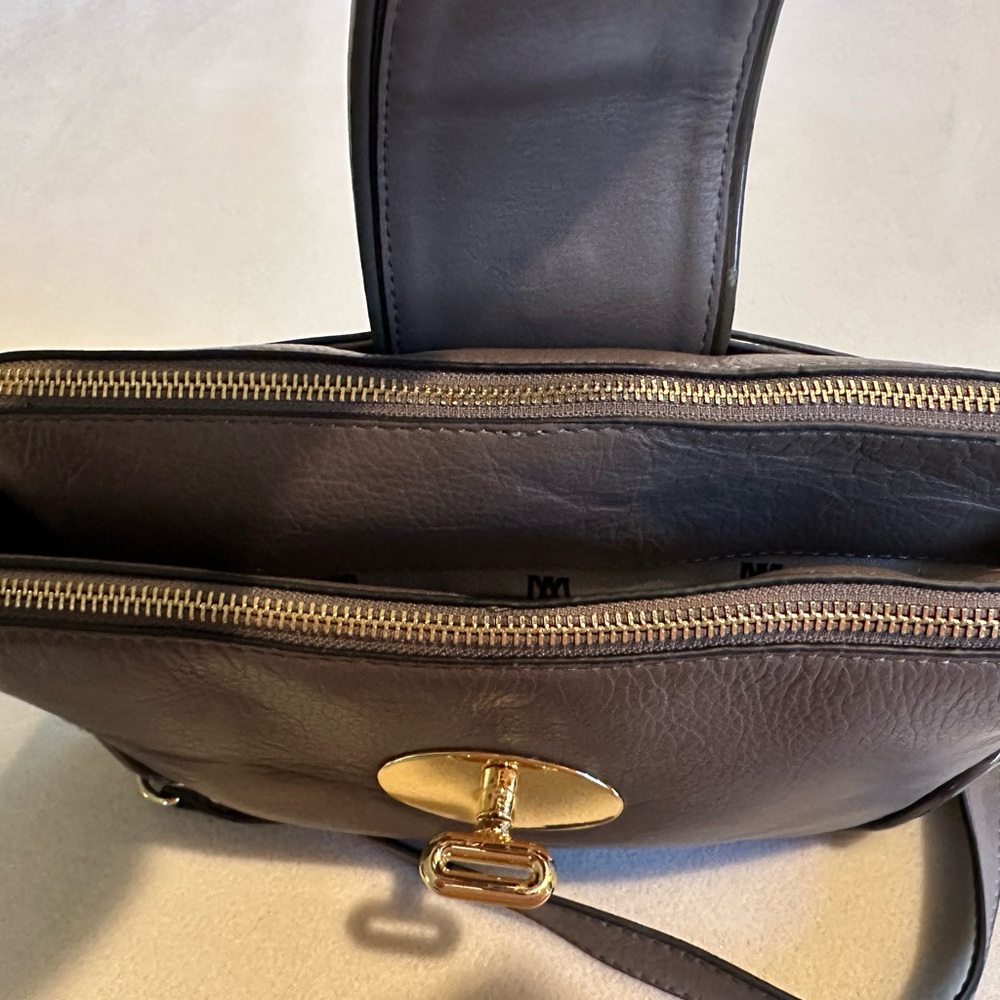 Antonio Melani Vintage Shoulder Bag - Picture 6 of 15